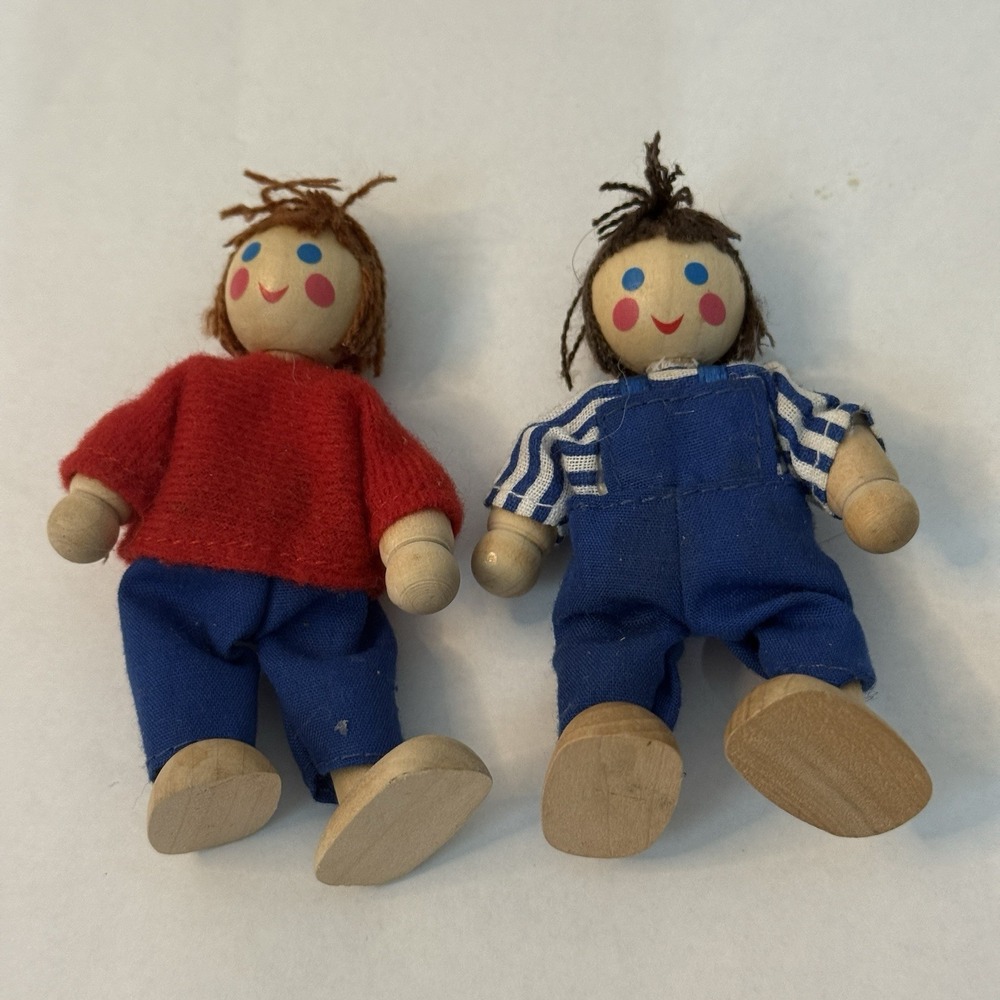 2 Melissa & Doug Flexible Wooden Children Figures